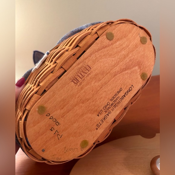 2000 Longaberger Century Basket (Collector’s Club) - Picture 3 of 8